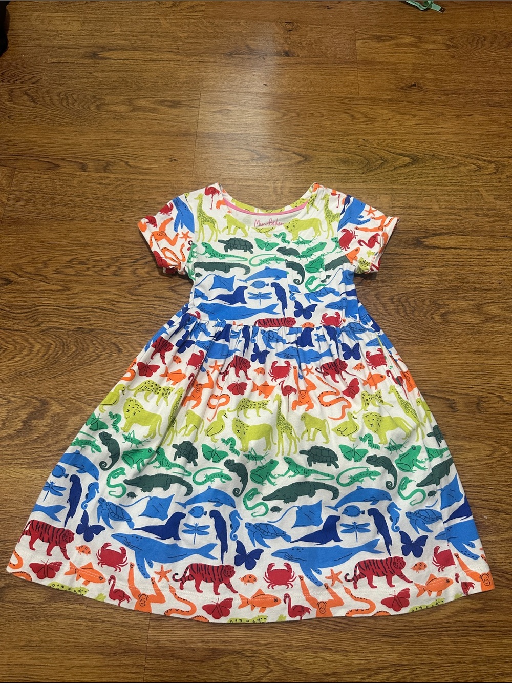 Mini Boden Multicolor Dino animal  Cotton Dress size 7-8 short sleeve pleated